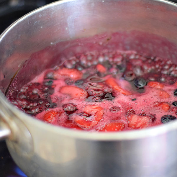 easy berry sauce recipe 