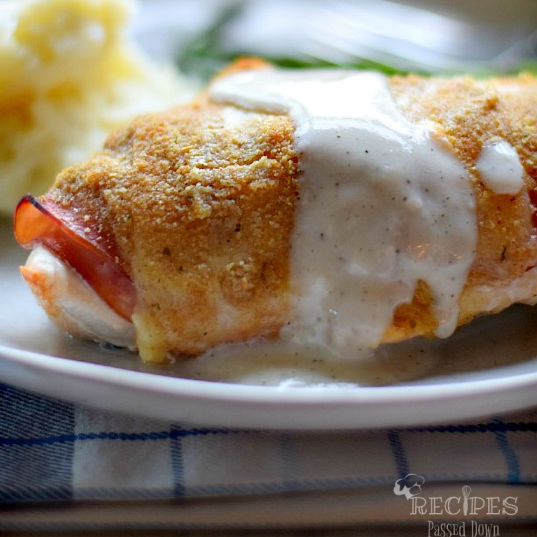 You are currently viewing Easy Chicken Cordon Bleu Recipe {Baked}