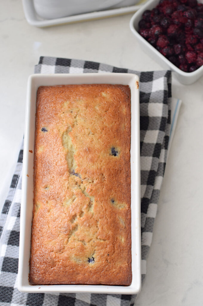 blueberry pineapple bread 