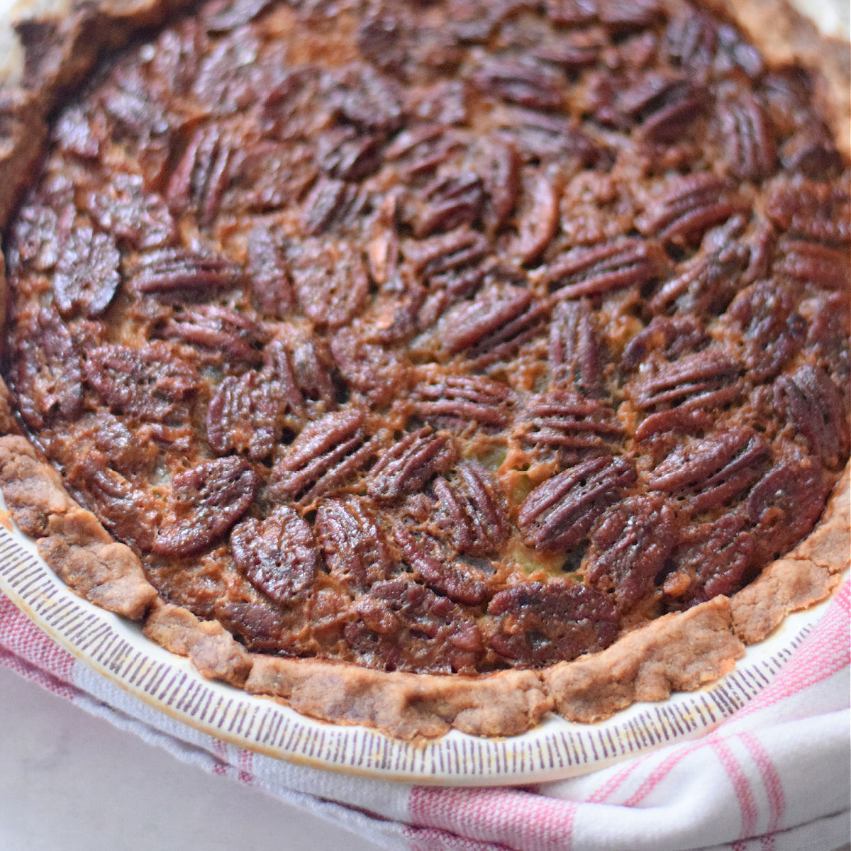 Read more about the article Classic Pecan Pie